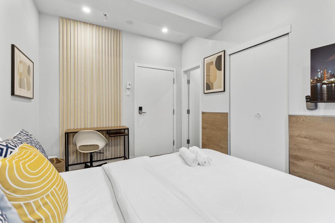 Le Sand & Stone Hotel Montréal Exteriör bild